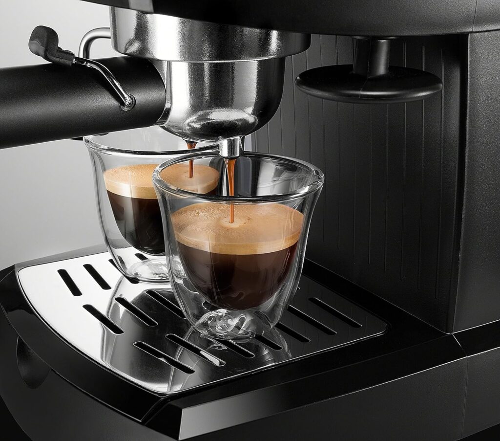 DeLonghi EC155 15 Bar Espresso and Cappuccino Machine, Black